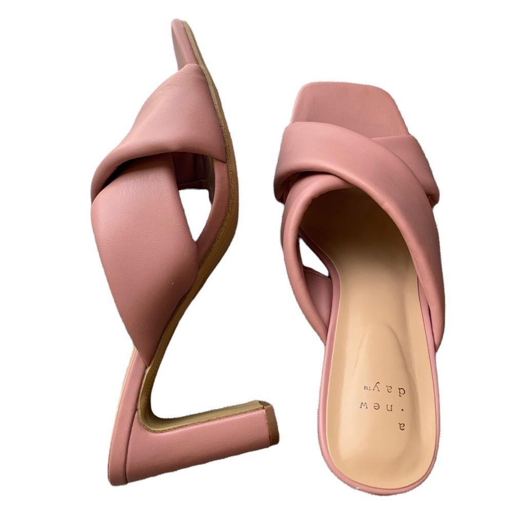 A New Day Clementine Padded Crossband Heels Sandal Size 9